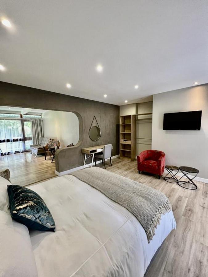 Le'Ciara Luxury Guest House Johannesburg Exterior photo