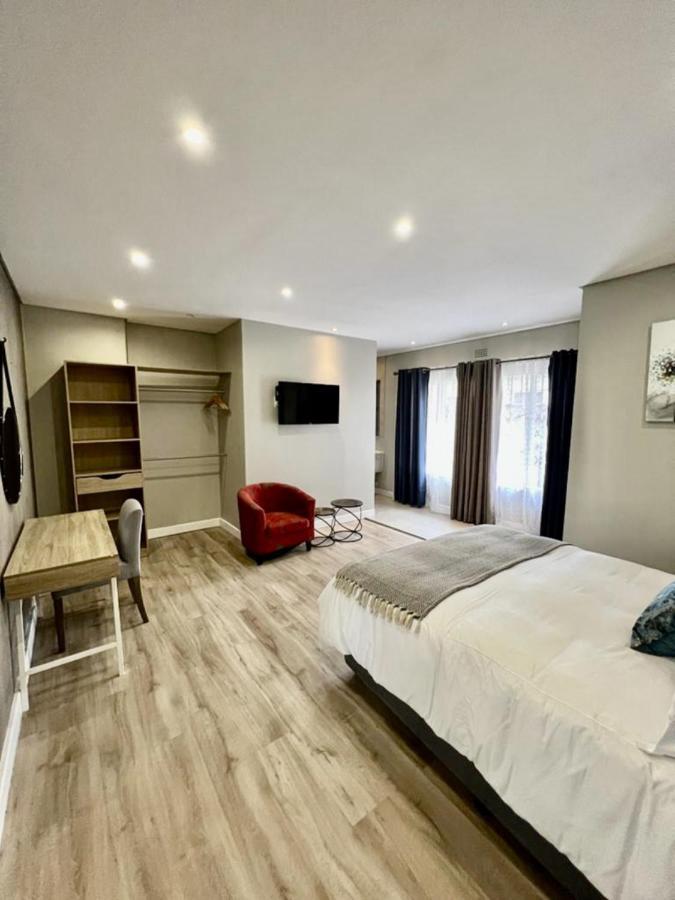 Le'Ciara Luxury Guest House Johannesburg Exterior photo