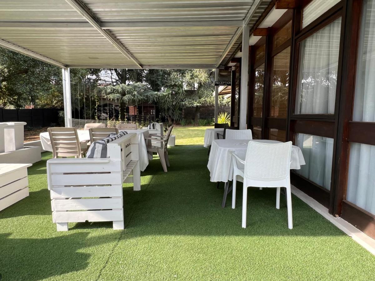 Le'Ciara Luxury Guest House Johannesburg Exterior photo
