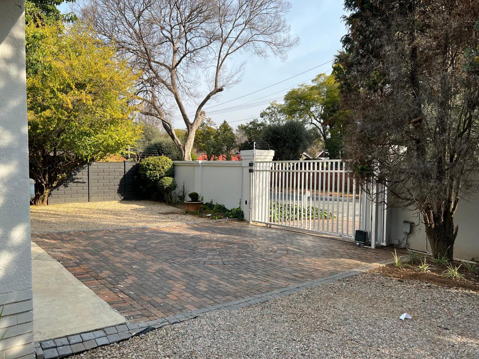 Le'Ciara Luxury Guest House Johannesburg Exterior photo